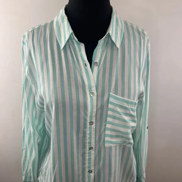 Grand & Green Green White Top Rayon Striped Pleated Button-Up Size Medium M - Picture 2 of 9
